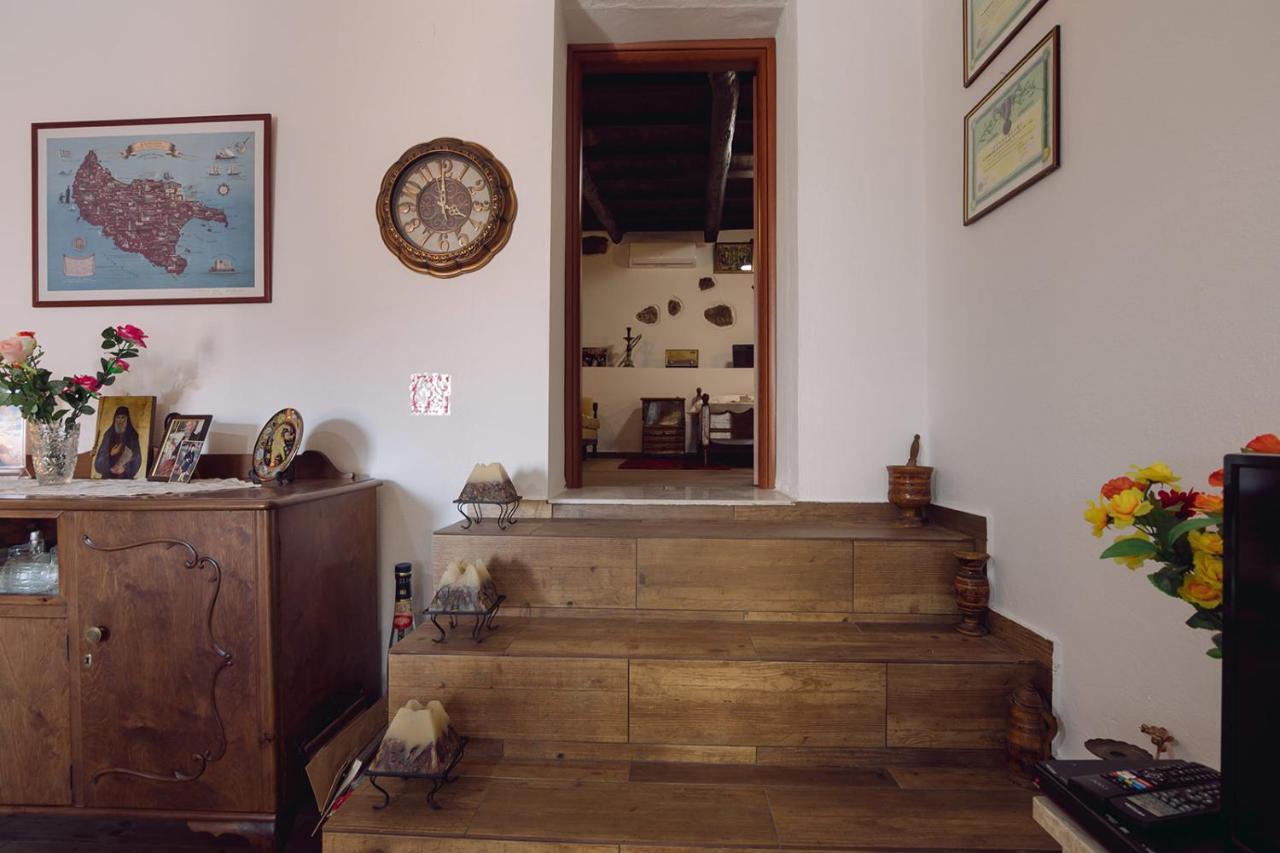 Villa Roxani Mesklá エクステリア 写真